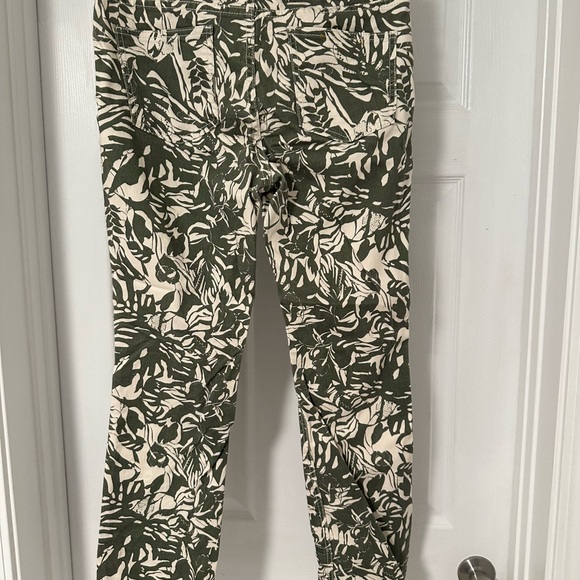 Anthropologie Pilcro bootcut leave print jeans EUC size 29 green - Picture 4 of 10